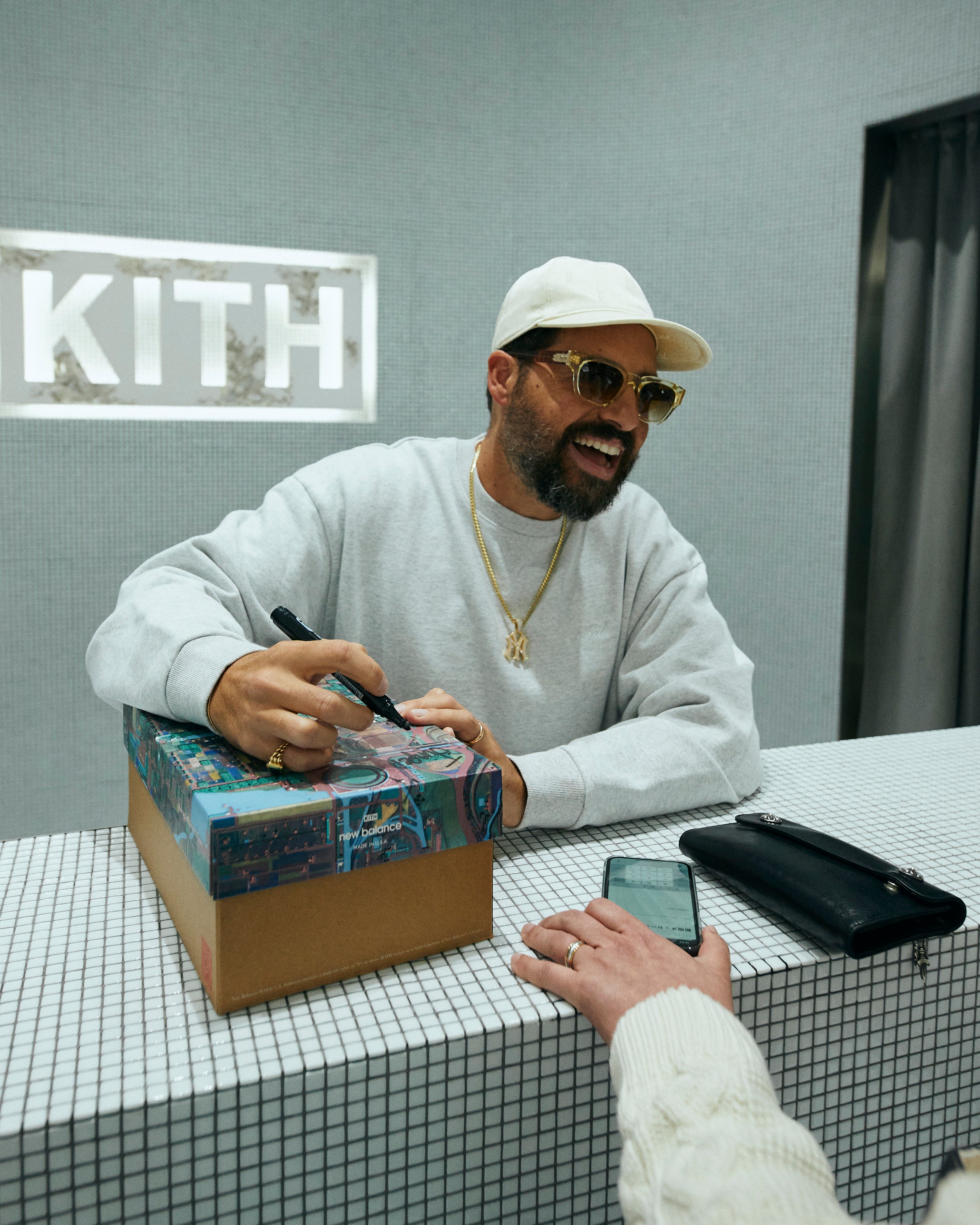 Signing Event by Ronnie Fieg – Kith Tokyo